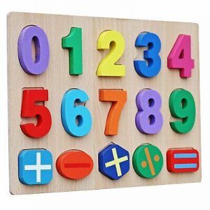 לוח עץ ללימוד מספרים וחשבון